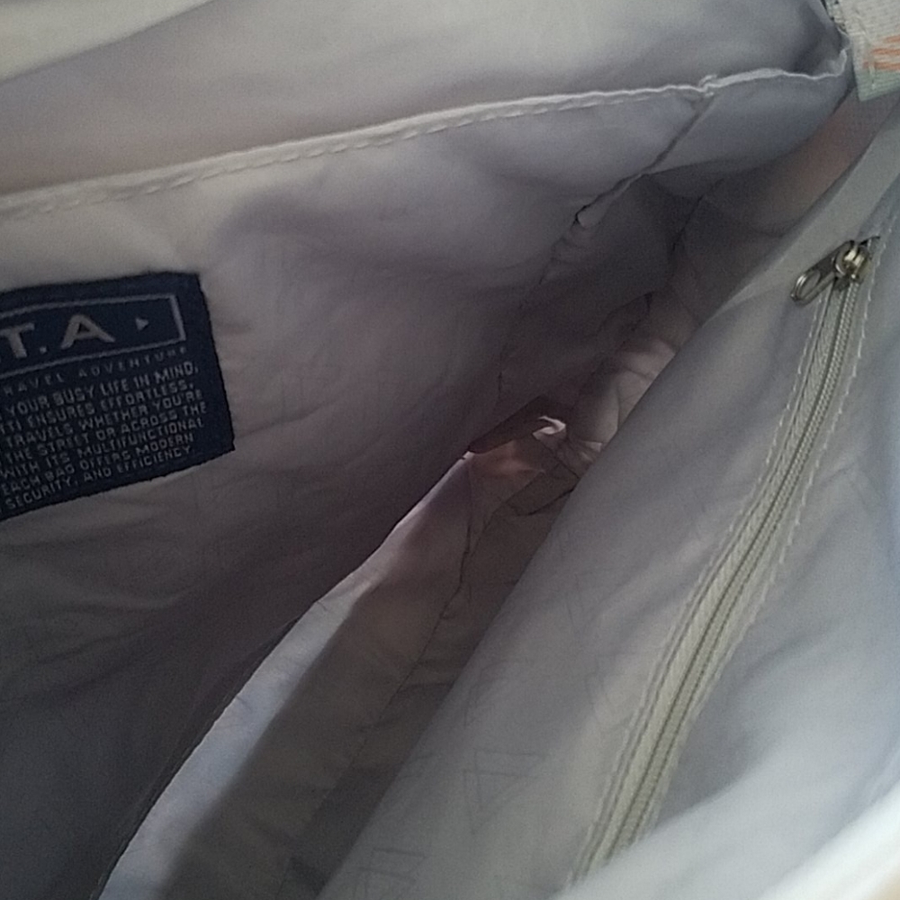 E.T.A. Purse - Picture 10 of 16